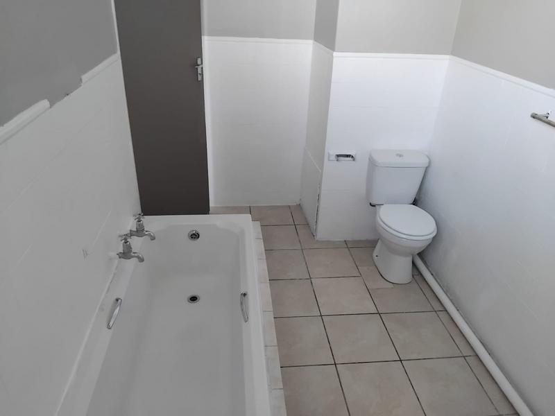 To Let 2 Bedroom Property for Rent in Baillie Park North West
